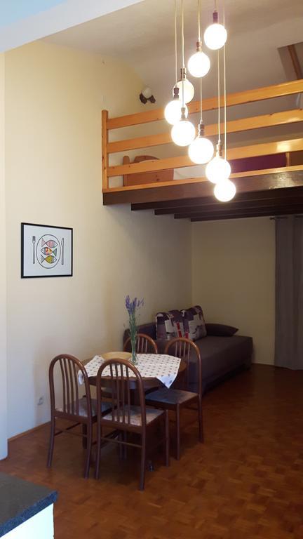 Apartments Davor Biograd Na Moru Exterior photo
